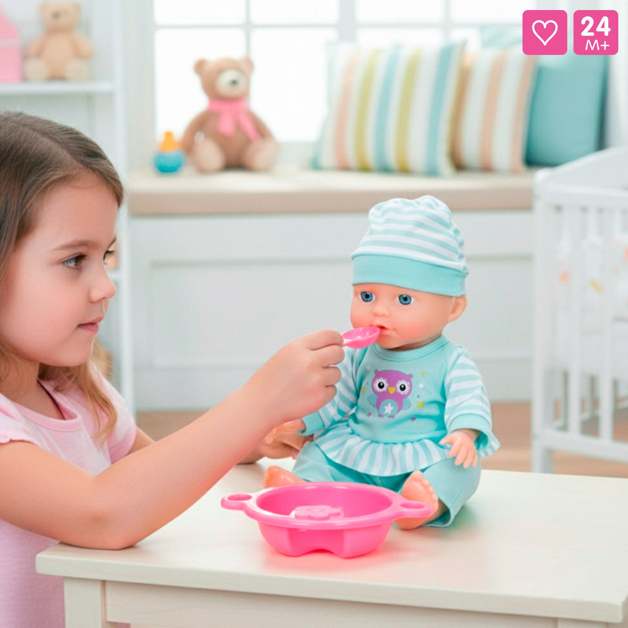 Boneca bebé de 30 cm com cadeirão e acessórios da Colorbaby's