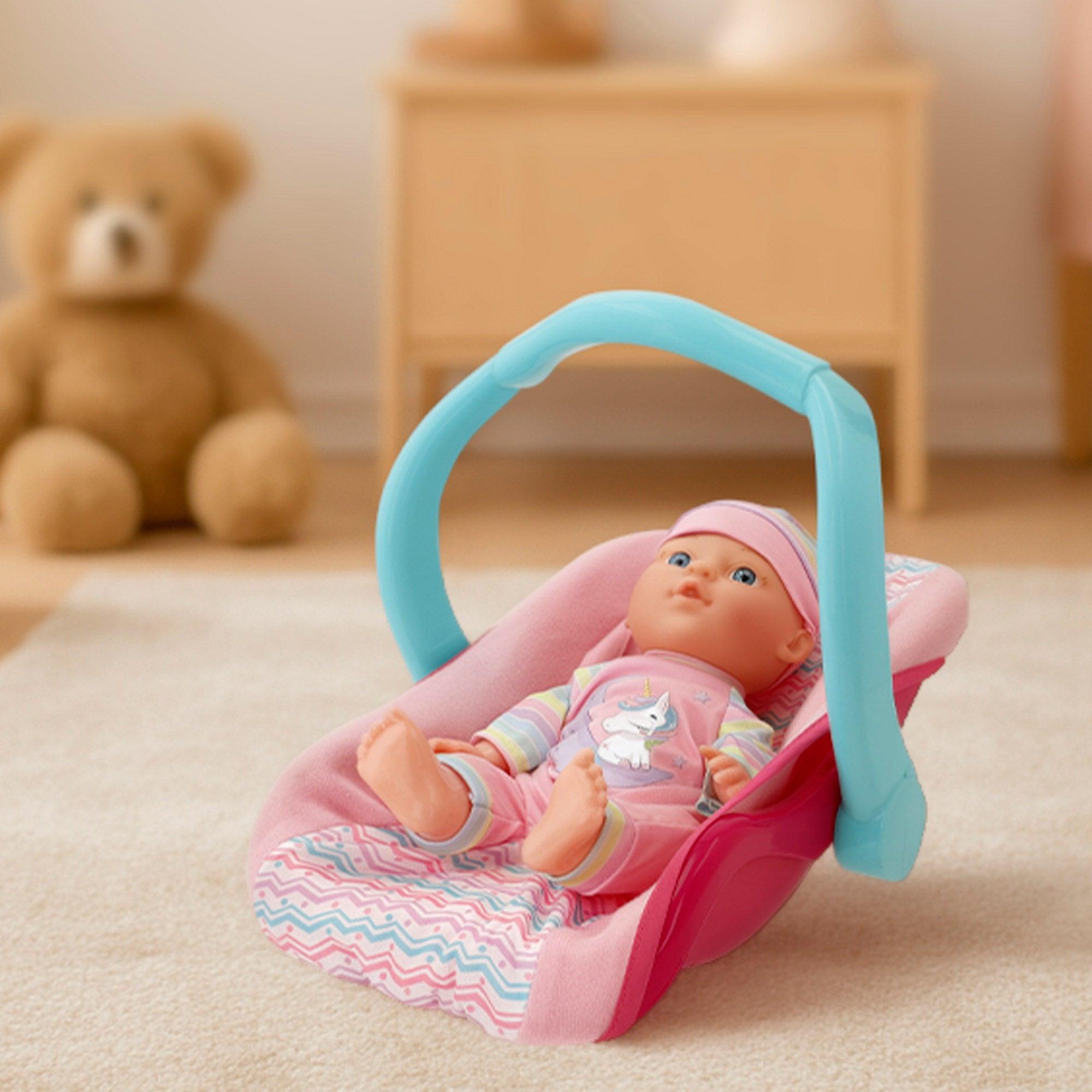 Boneca bebé de 30 cm com cadeirão e acessórios da Colorbaby's