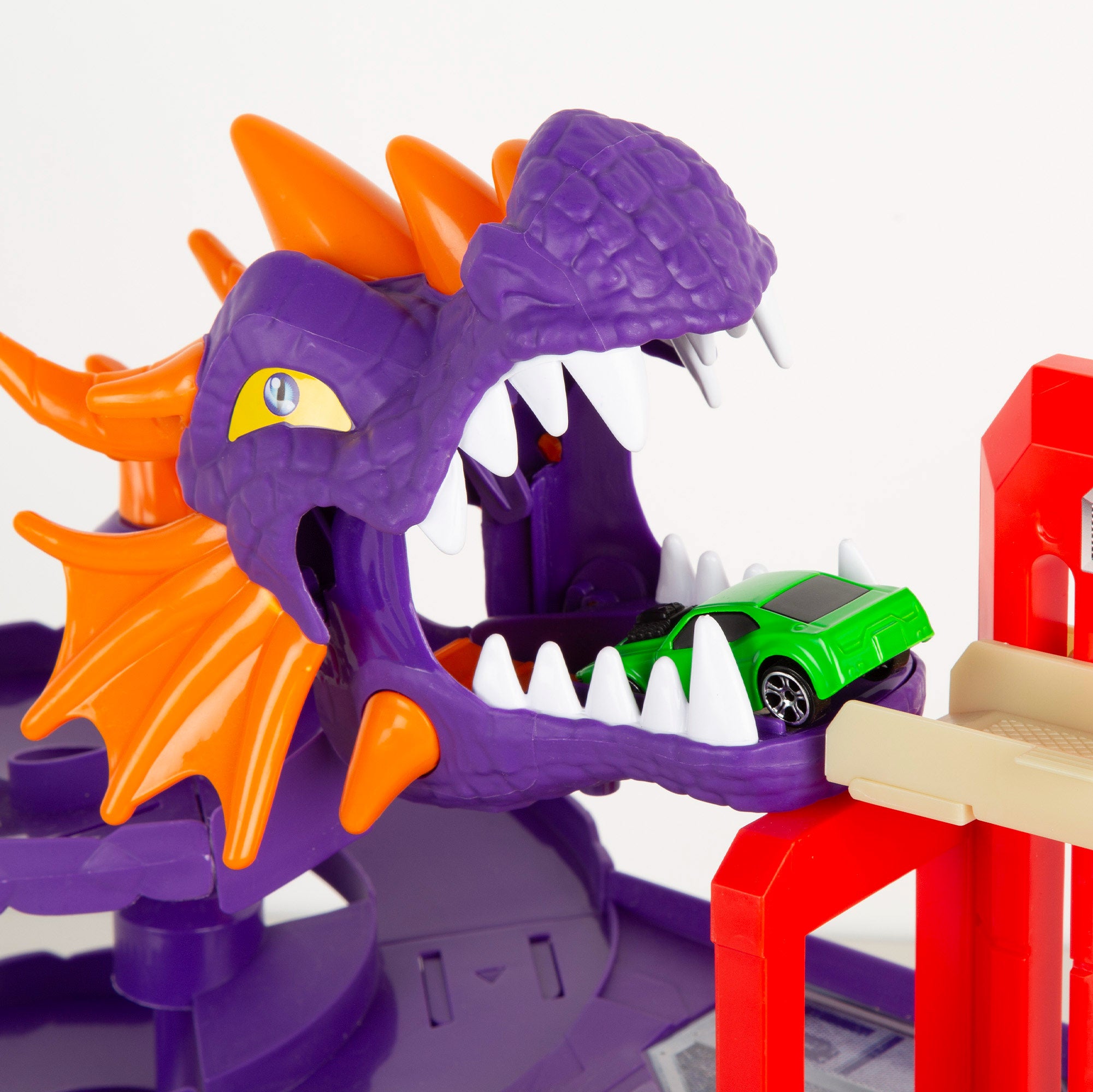 Dragon Garage com carro Teamsterz