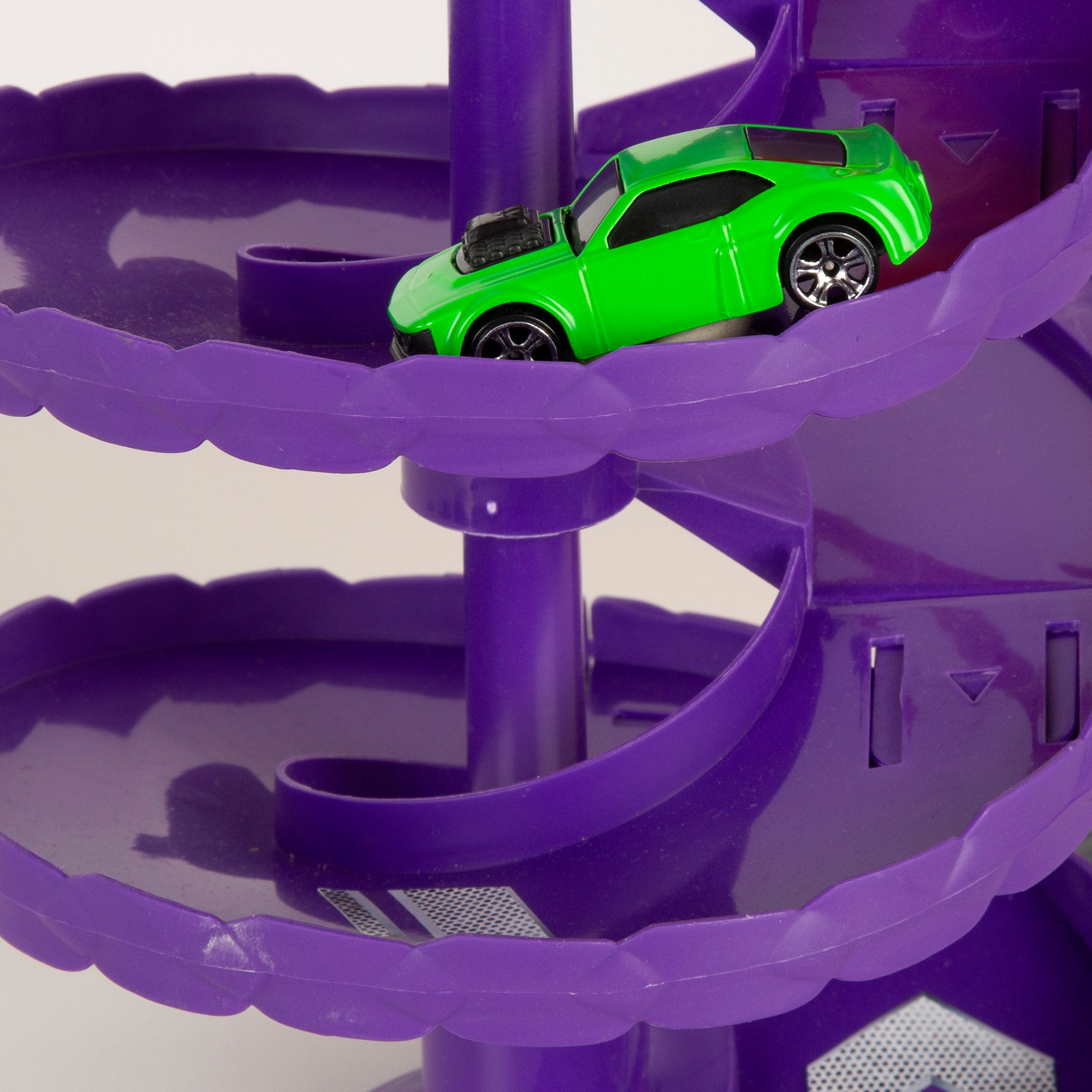 Dragon Garage com carro Teamsterz