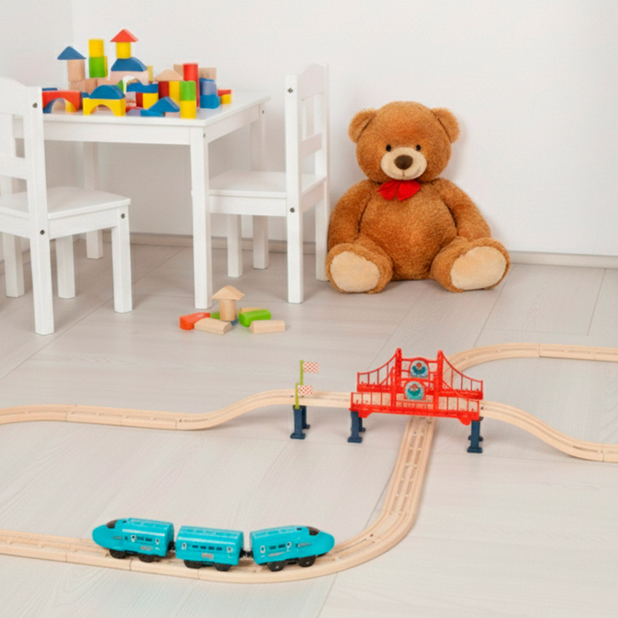 Comboio elétrico de brinquedo com 43 peças e som, modelo Speed&amp; Go.