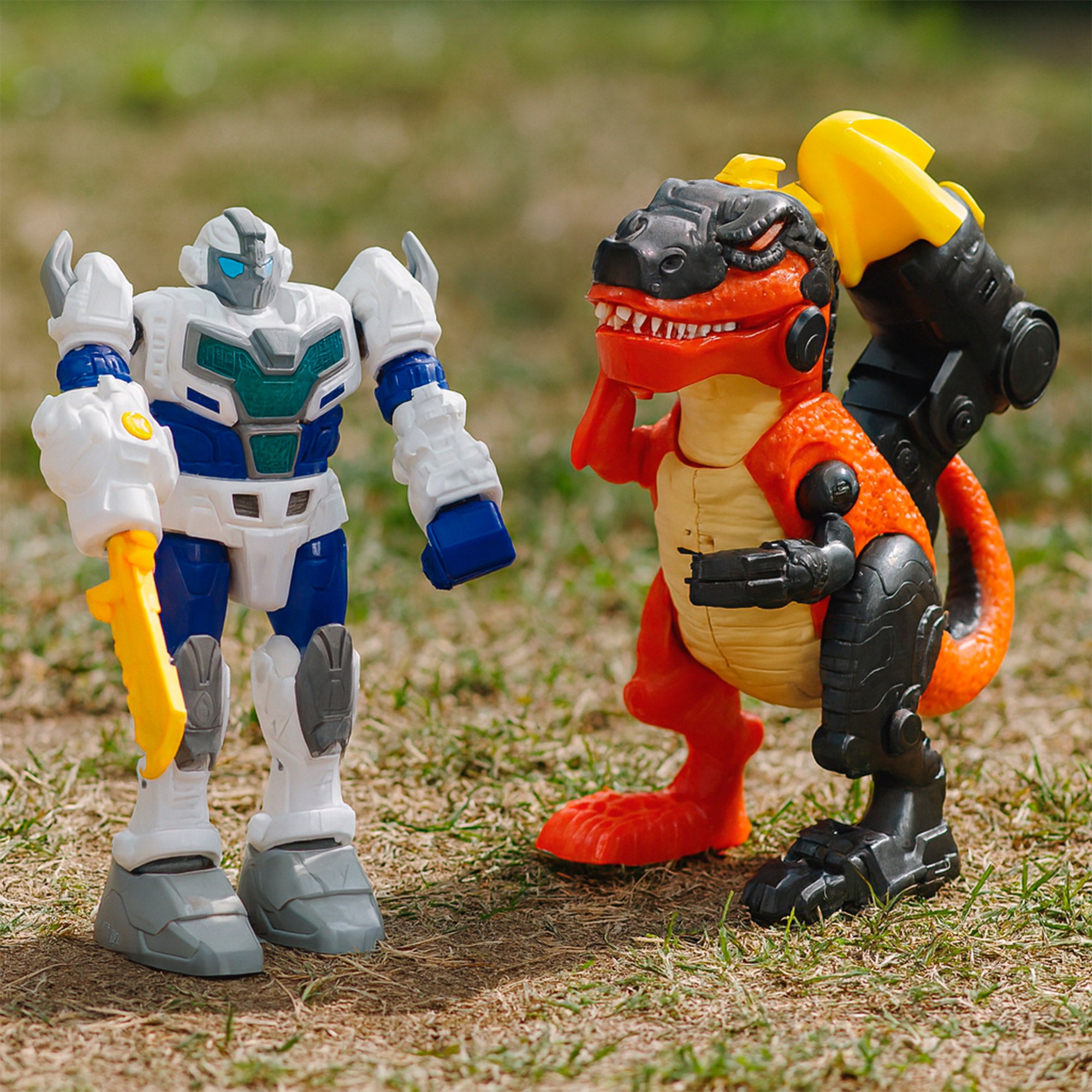 Conjunto de Brinquedos Warrior Tech: Robot vs. Dinossauro com Luz e Som (Cores Sortidas)