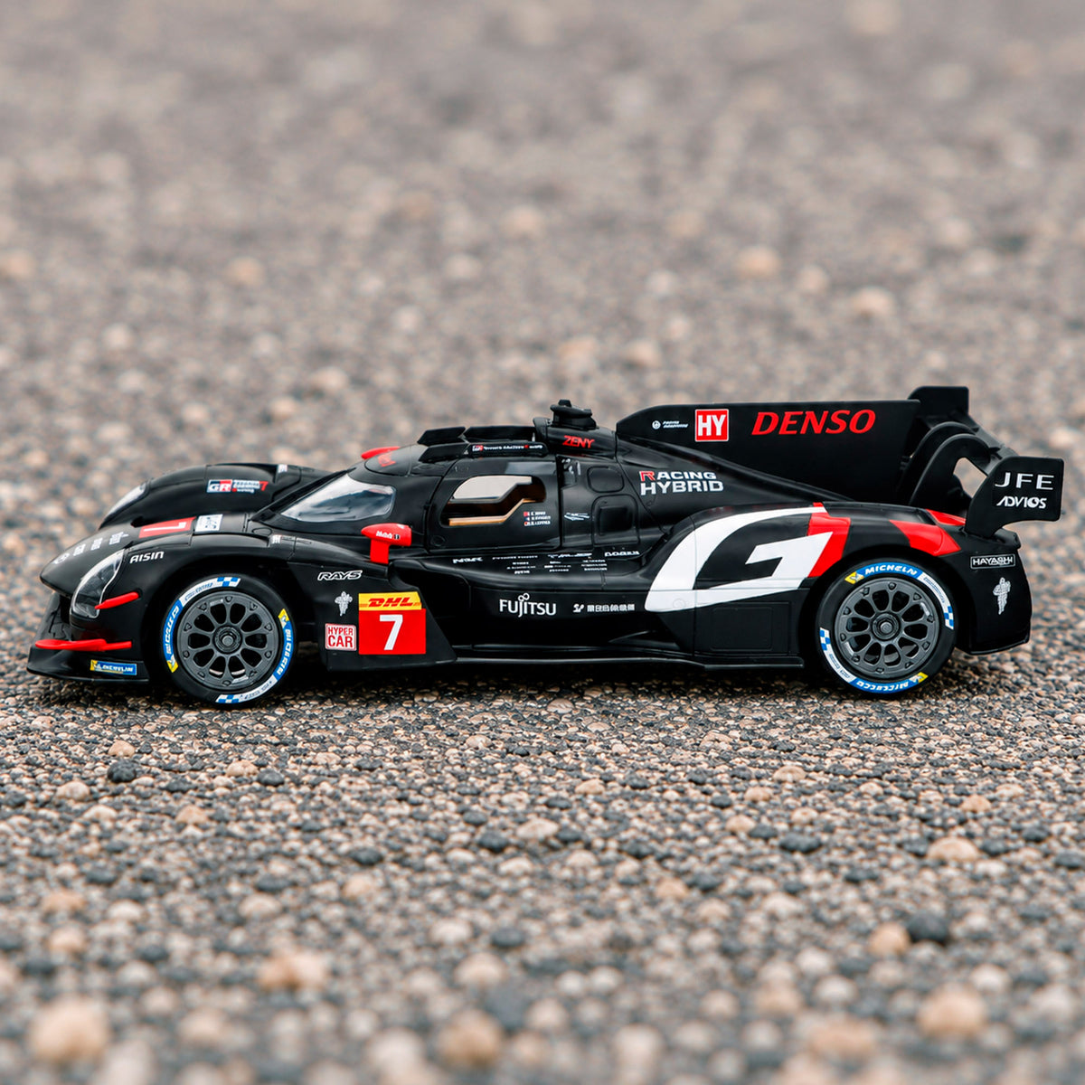 RASTAR Carro de controlo remoto licença oficial Toyota GR010 Hybrid WEC 1:14