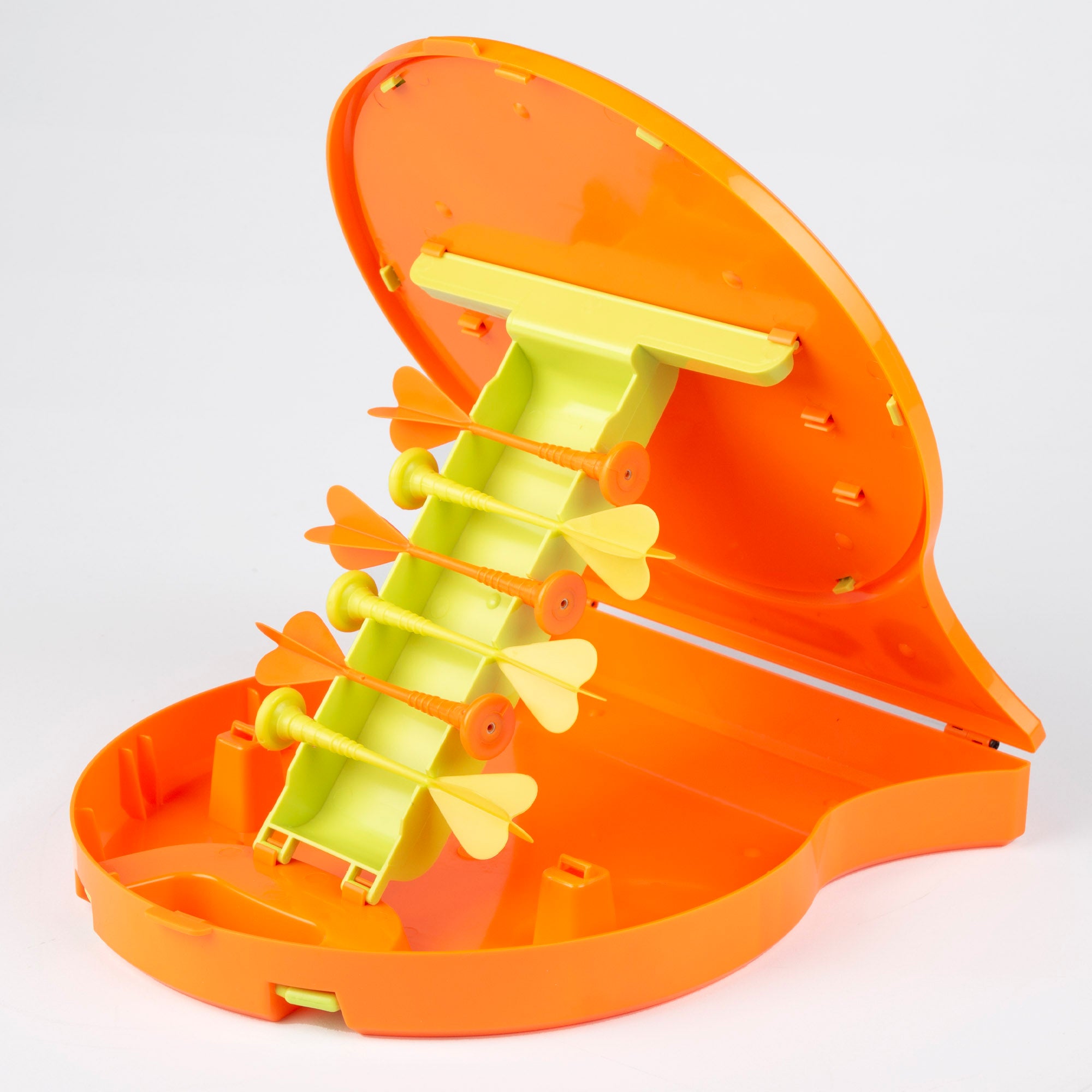 Alvo de dardos magnético portátil com área de diversão para 6 dardos!