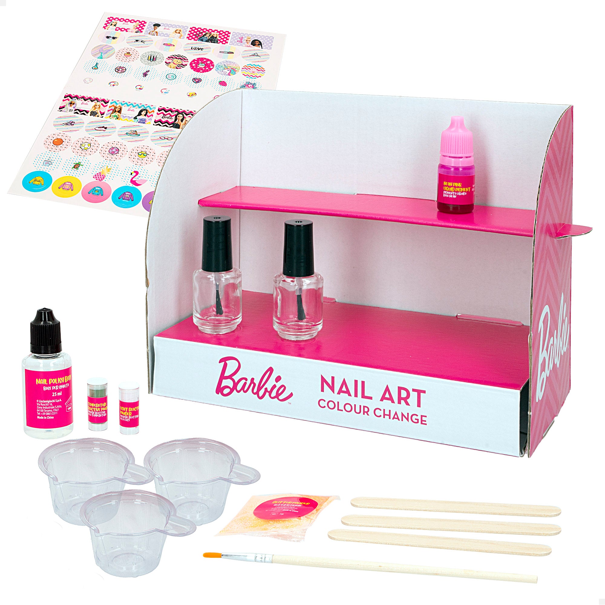 Estúdio de unhas da Barbie com autocolantes