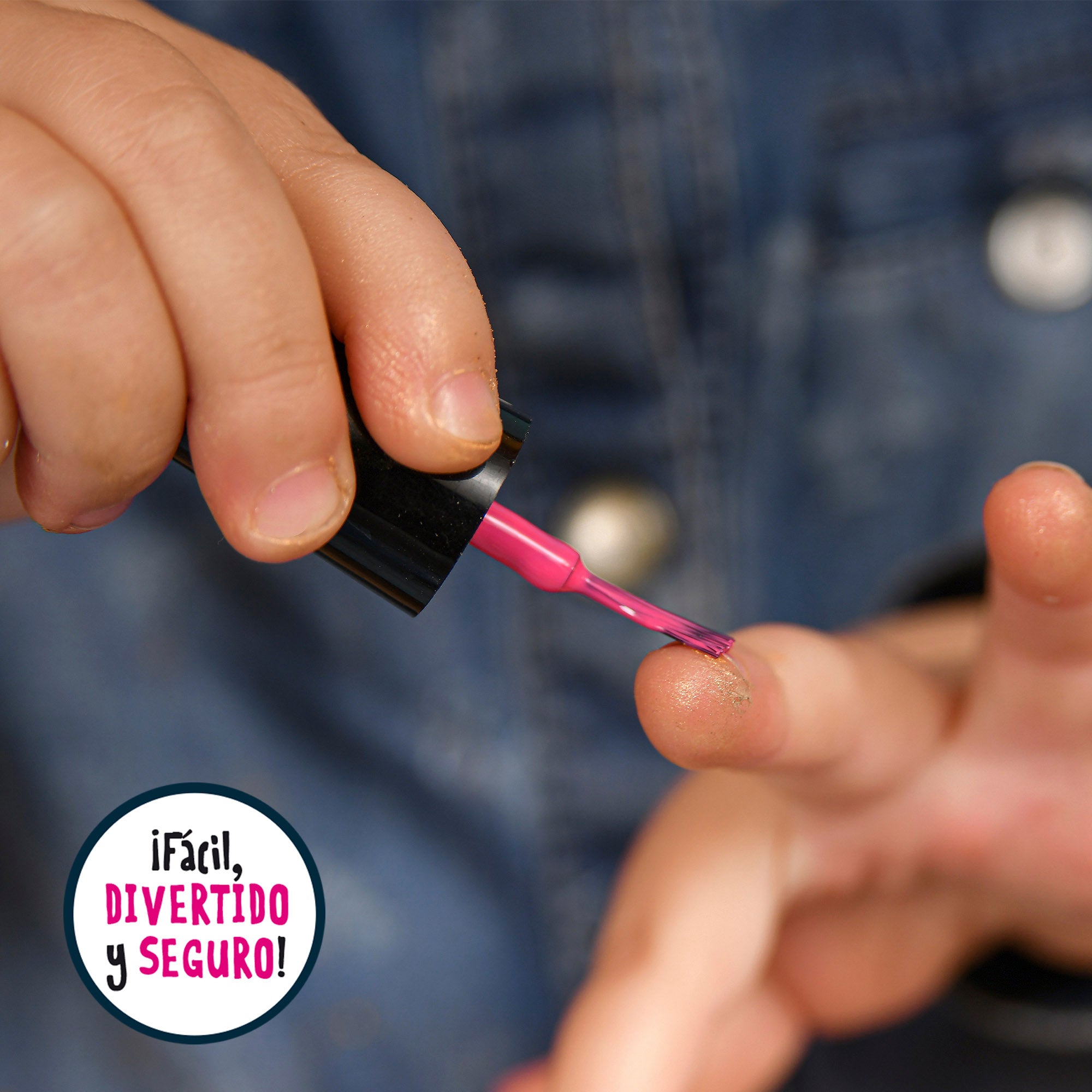 A Lisciani Laboratorio cria os seus vernizes de unhas "I'm A Genius".