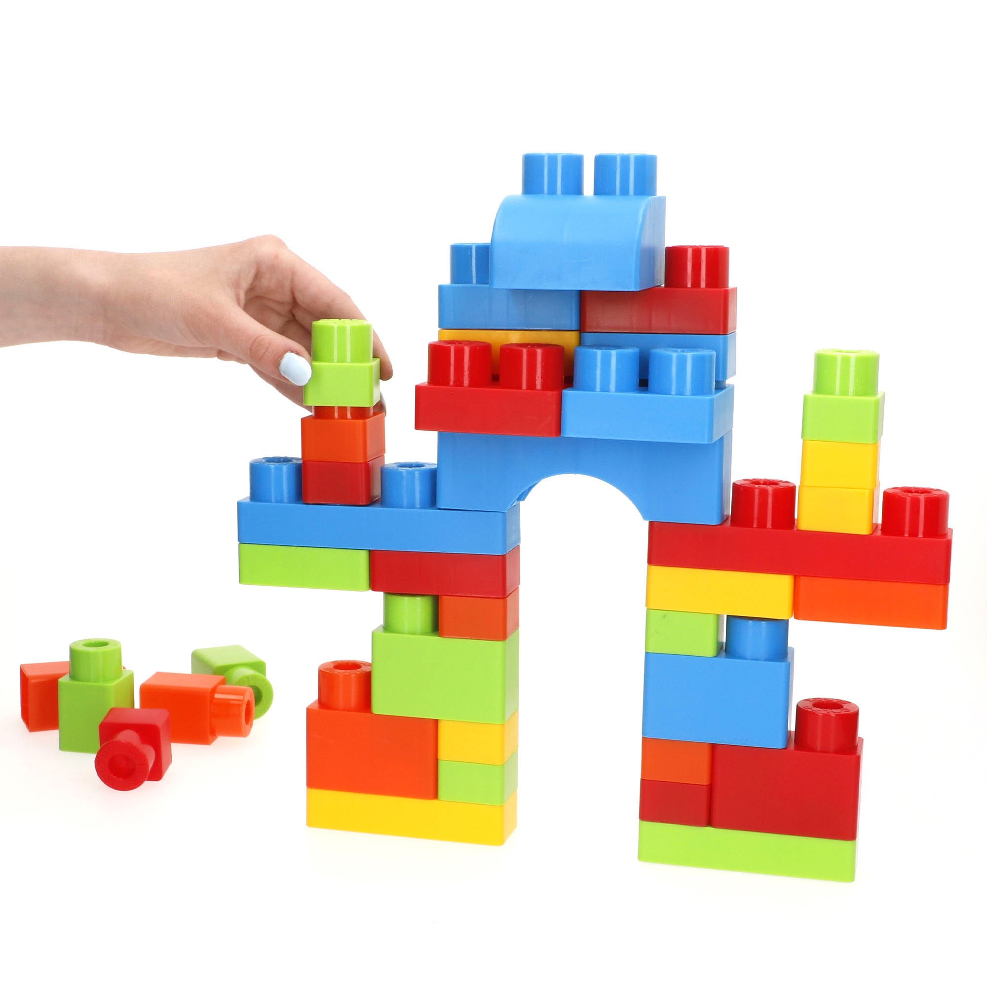 Blocos de construção coloridos com carrinho de mina