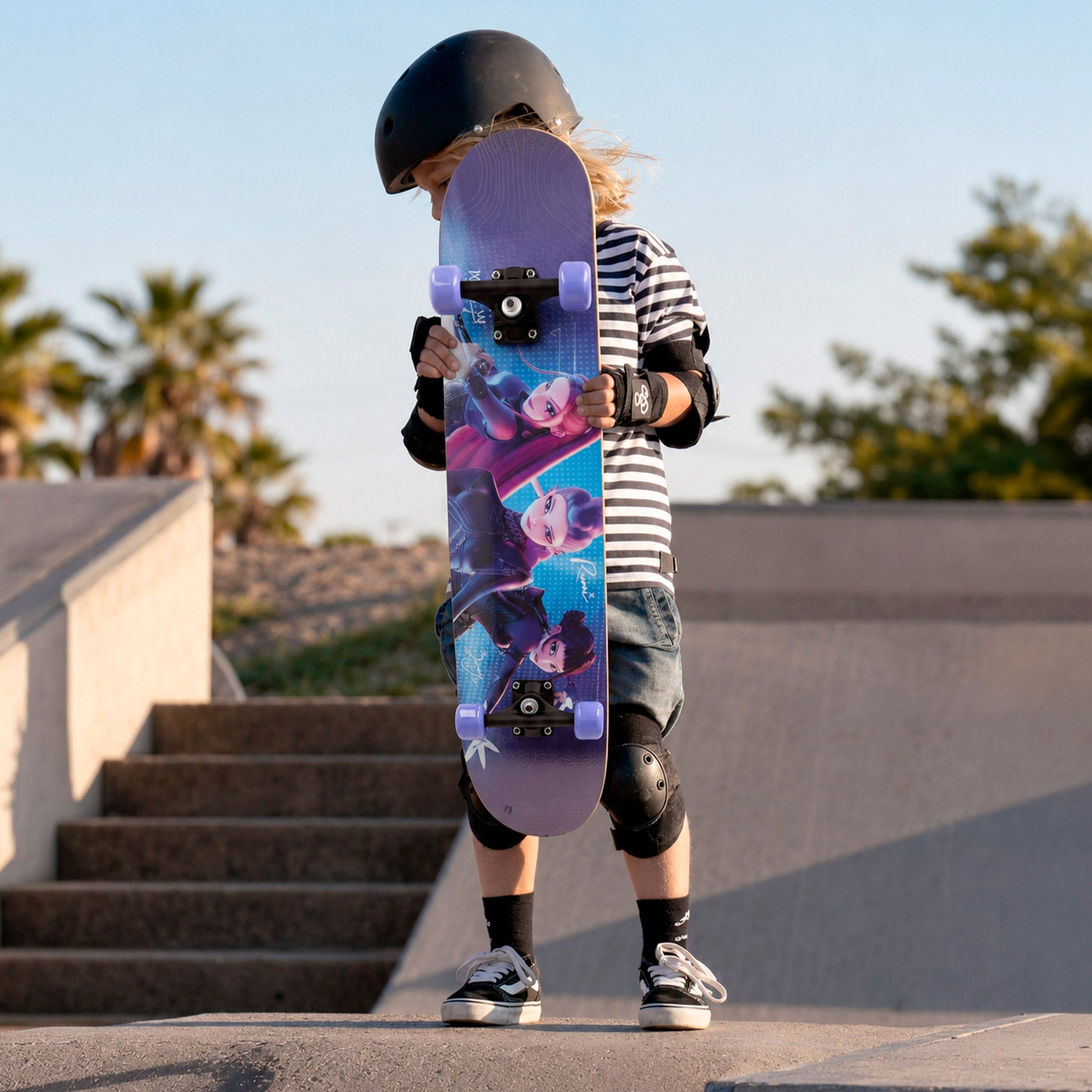 KPop Demon Hunters Skateboard madeira máx. 50 kg + 5 anos