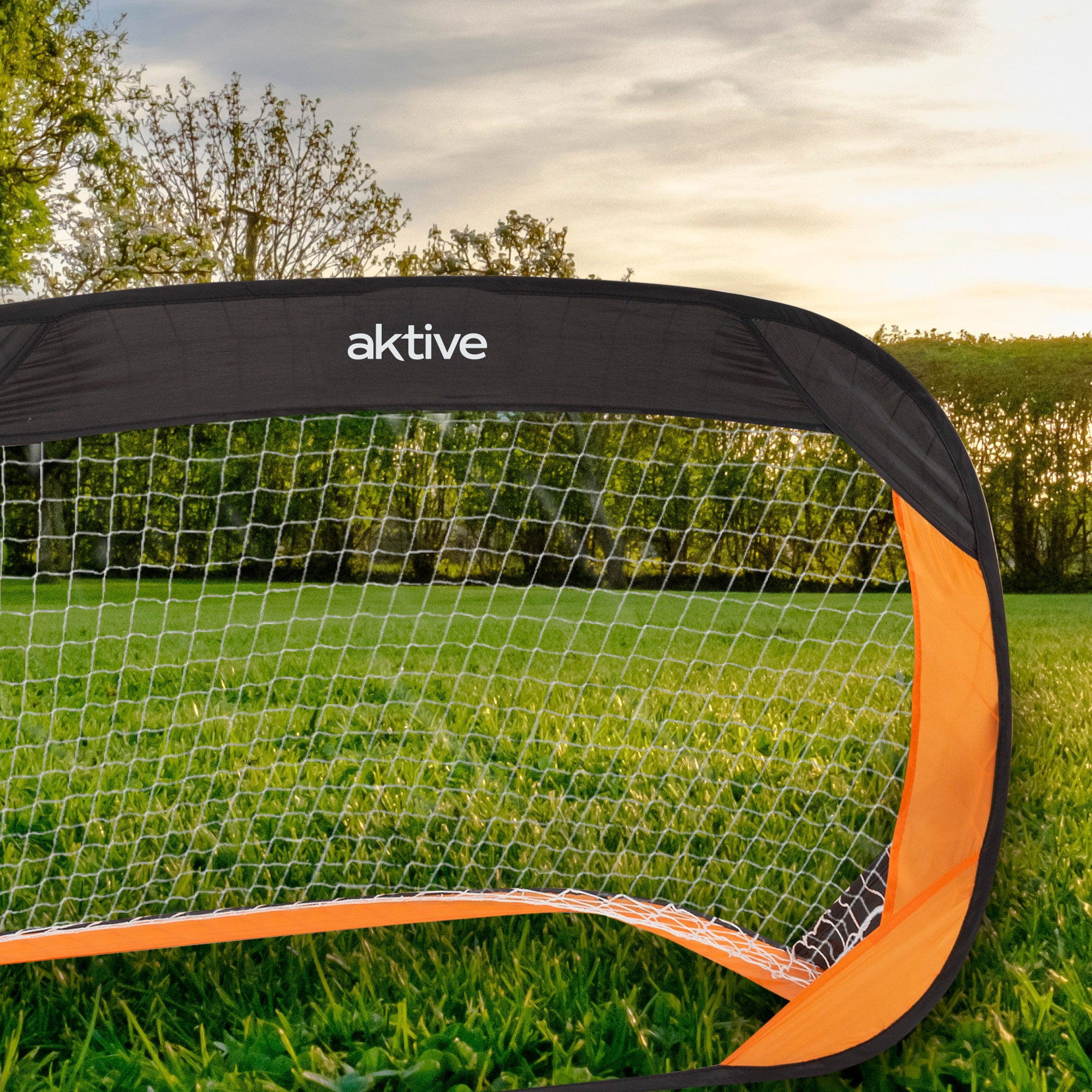 Conjunto de 2 balizas de futebol dobráveis ​​da Aktive Sports