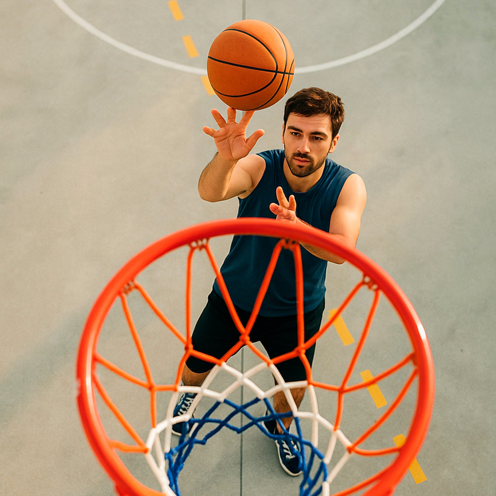 Cesta de basquetebol de parede Aktive de 45 cm com bola e bomba.