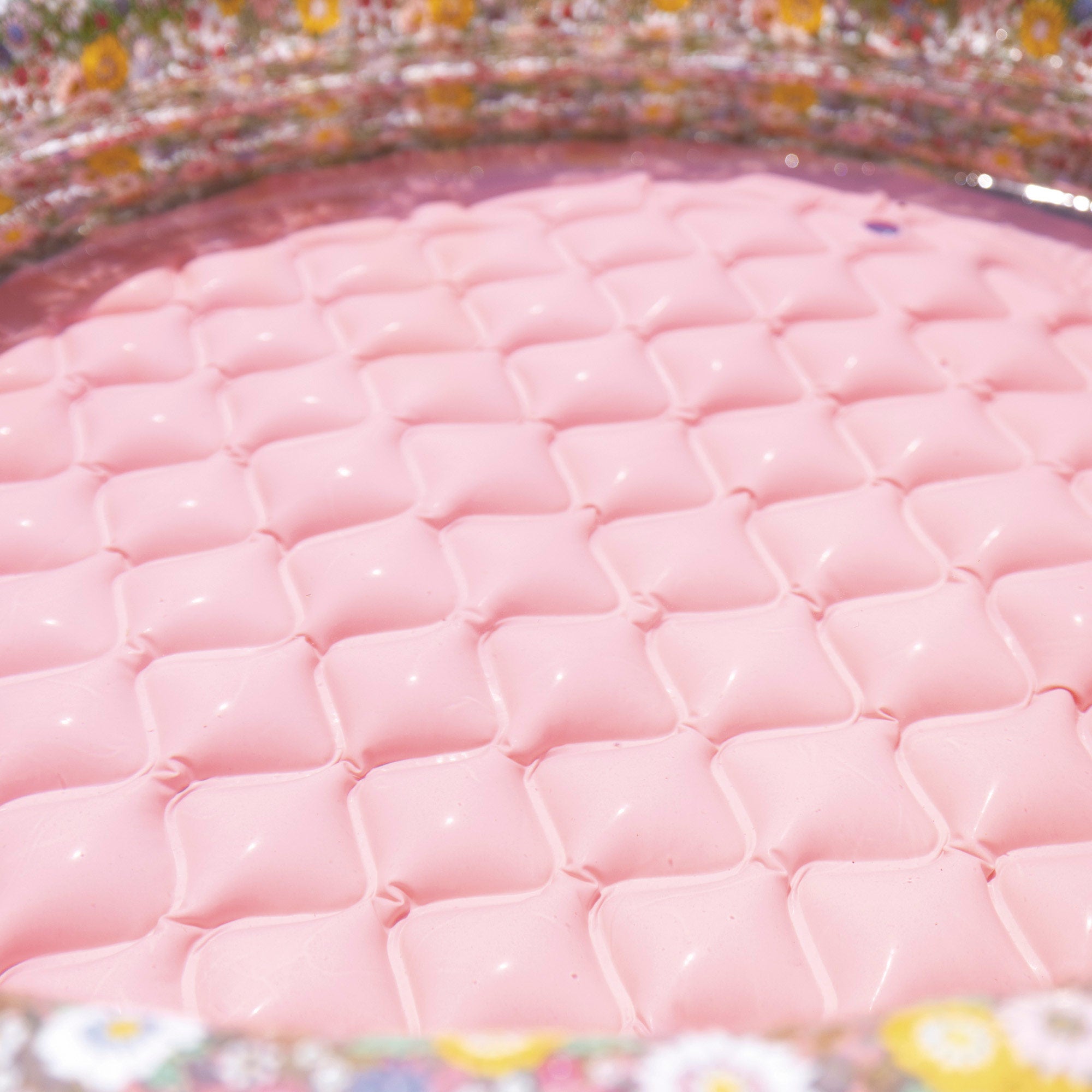 Piscina insuflável infantil Sweet Blossom da INTEX