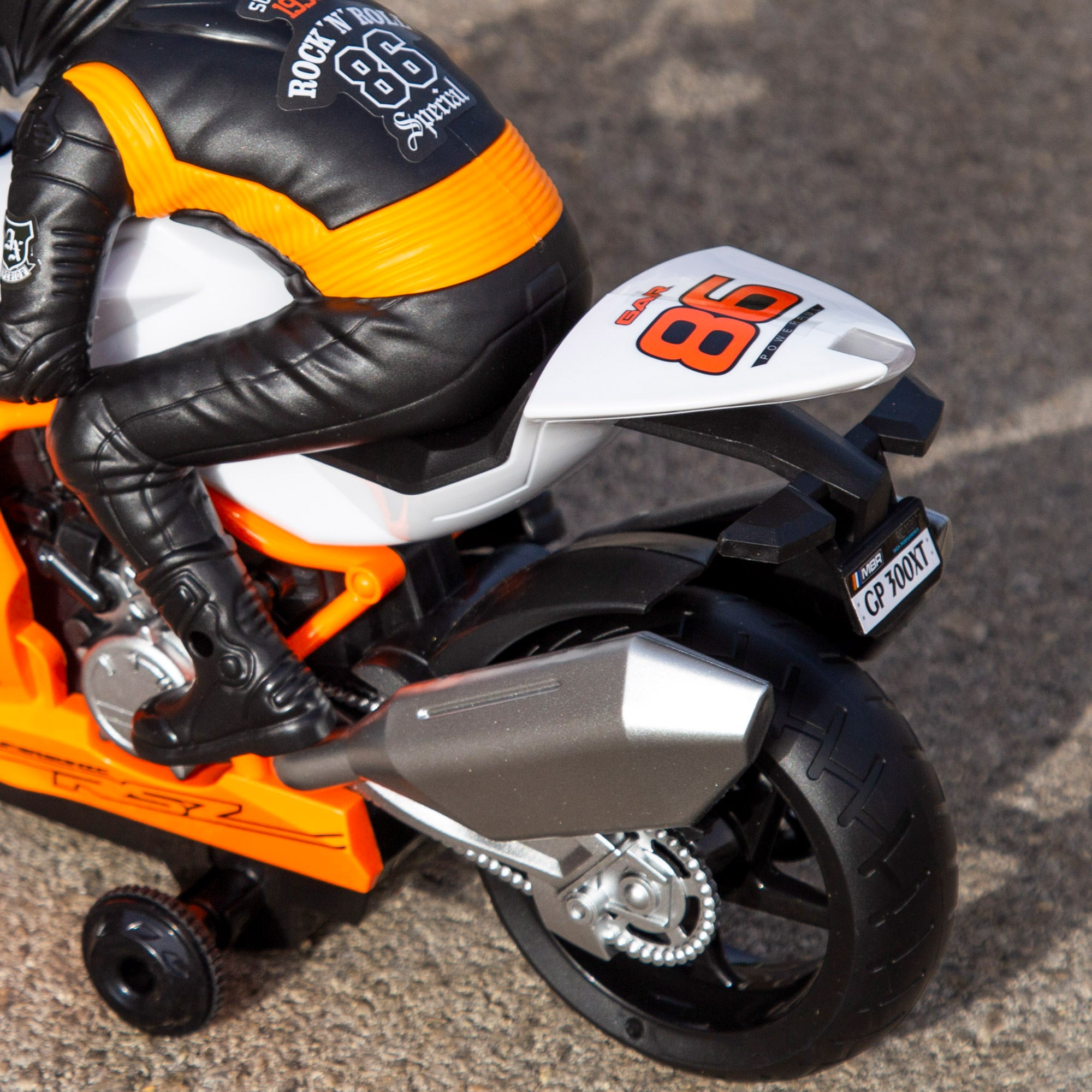 Moto radiocomandada laranja + 4 anos Speed&Go