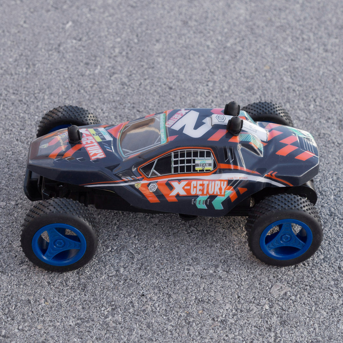 Carro telecomandado rodas de borracha 1:24 Speed & Go
