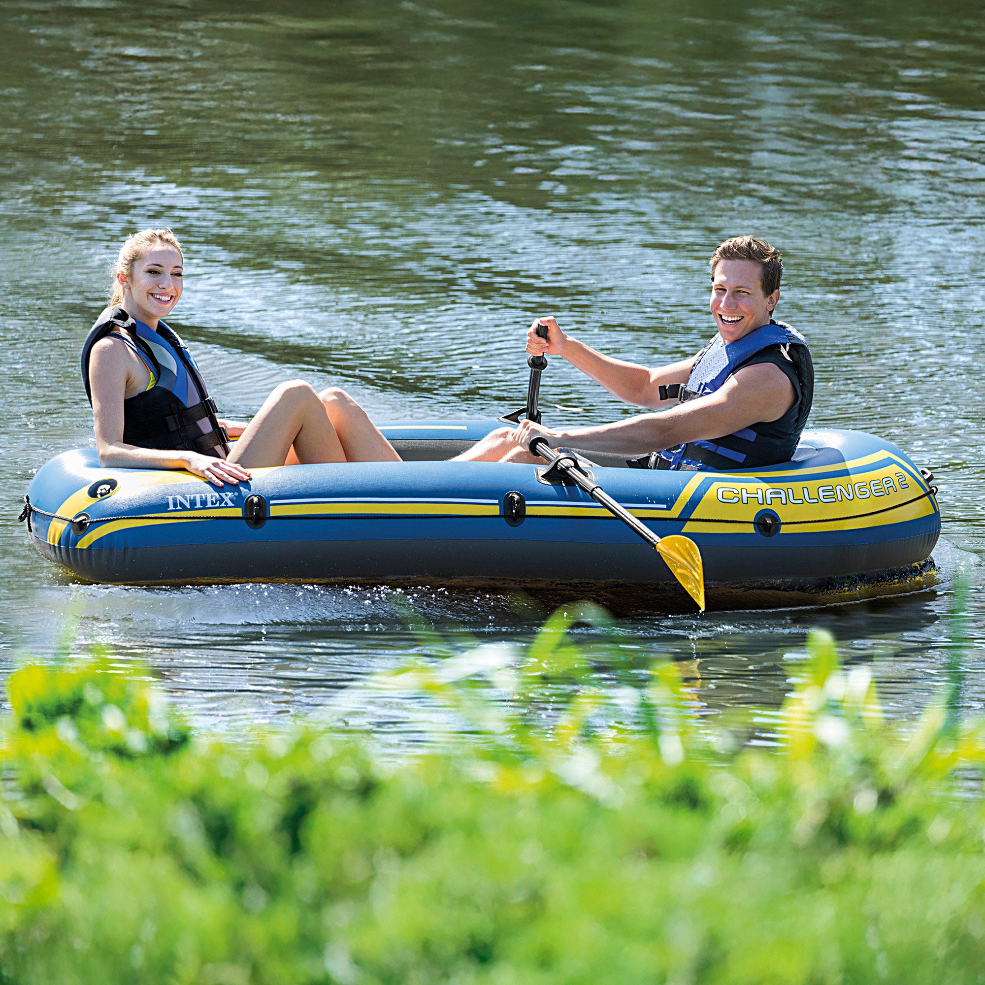 Bote insuflável INTEX Challenger 2 com remos - 236 x 114 x 41 cm