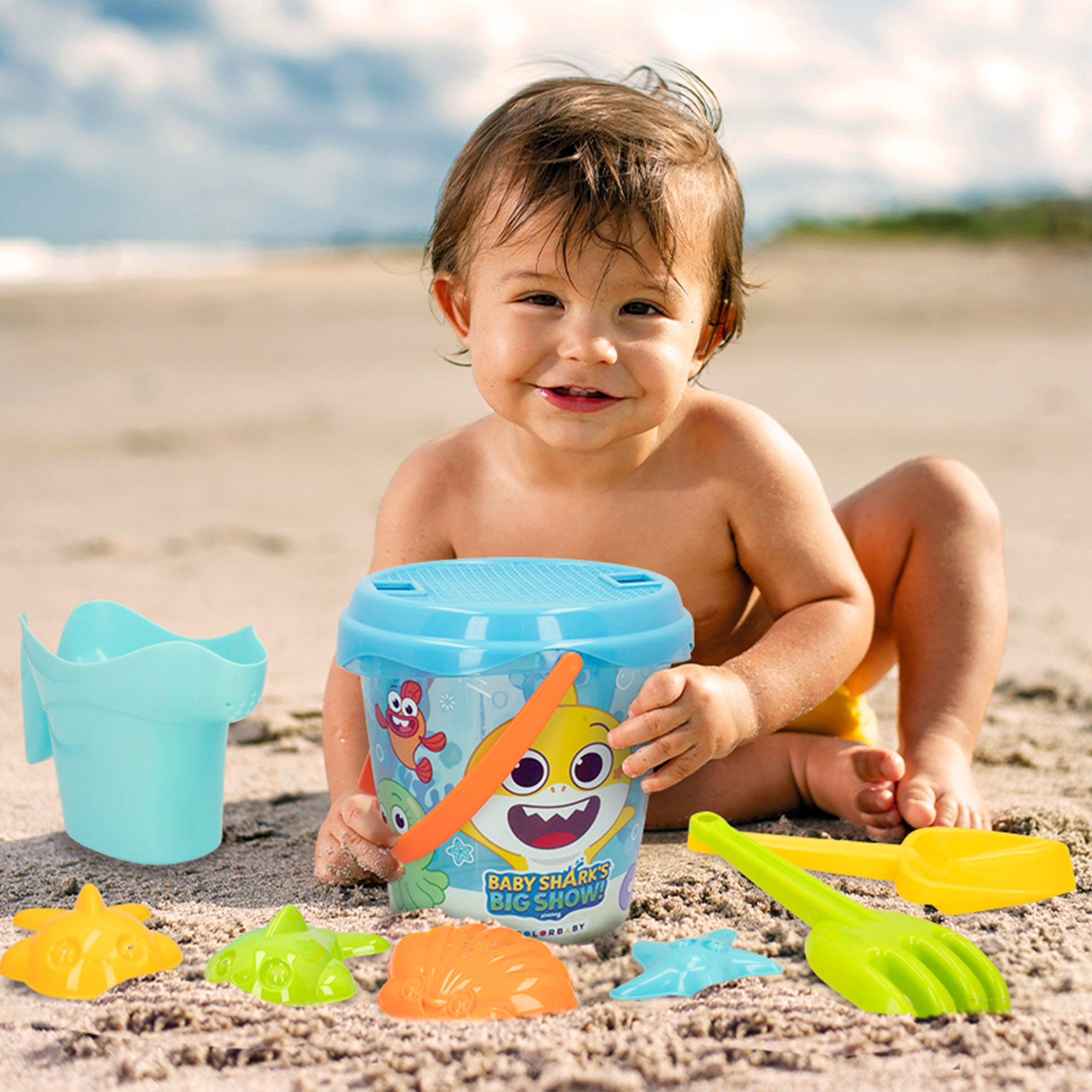 Conjunto de Balde de Praia Baby Shark com Acessórios e Mochila para Transporte