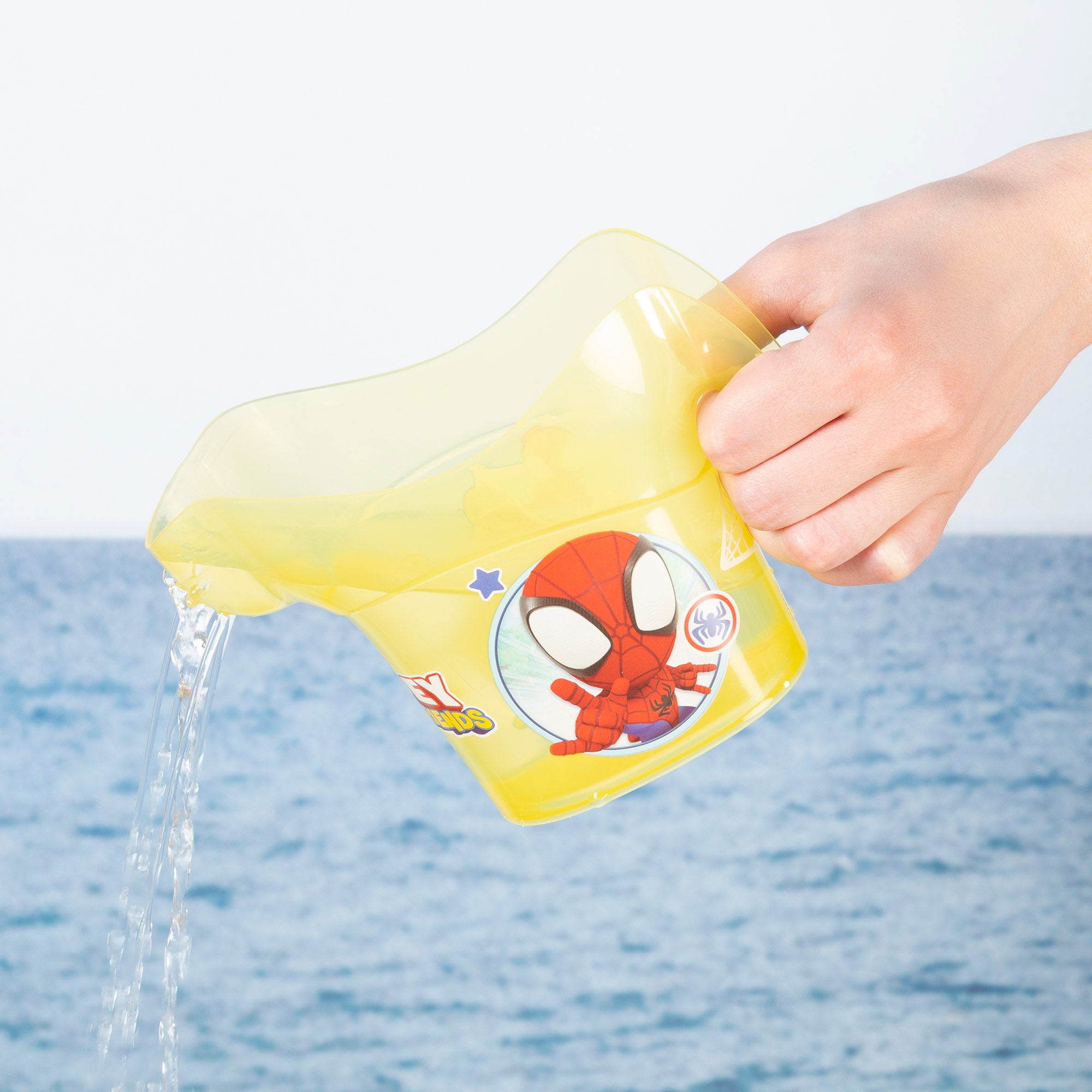 Balde de praia Marvel Spidey e a sua Super Equipa Ø14 cm com acessórios e mochila para transporte