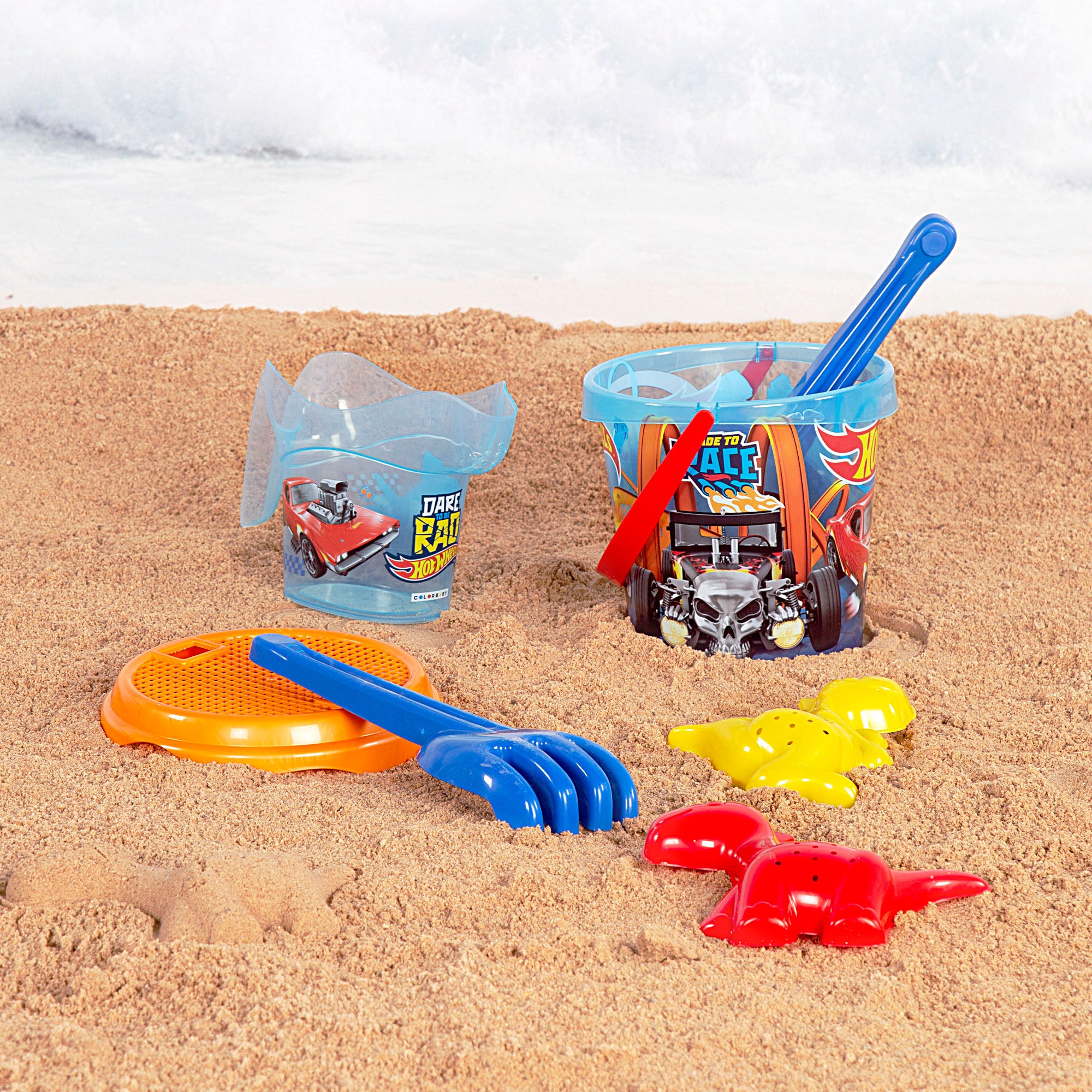 Conjunto Hot Wheels Balde de Praia com Acessórios e Mochila para Transporte