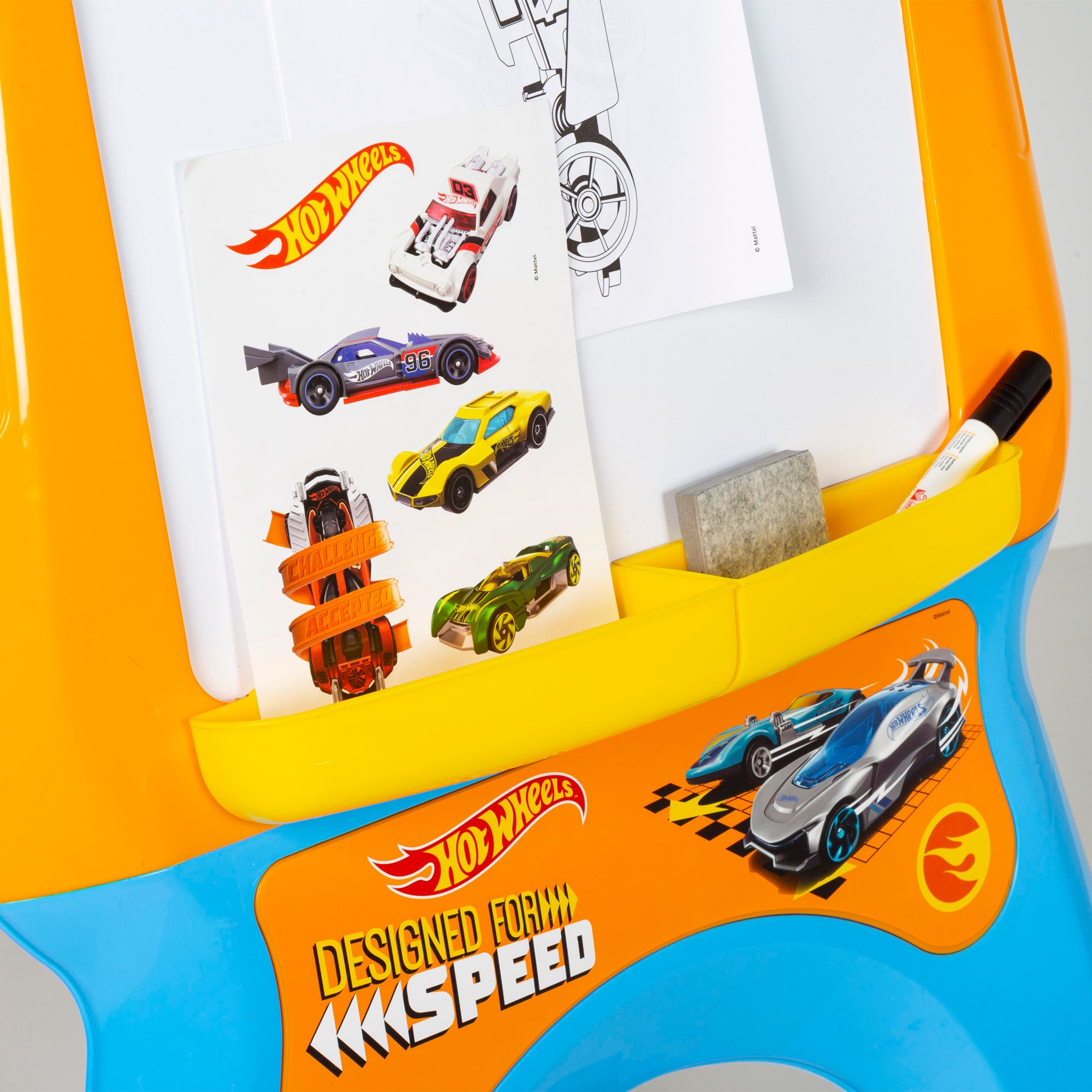 Cavalete de desenho infantil Hot Wheels com marcador, autocolantes e folhas para colorir.