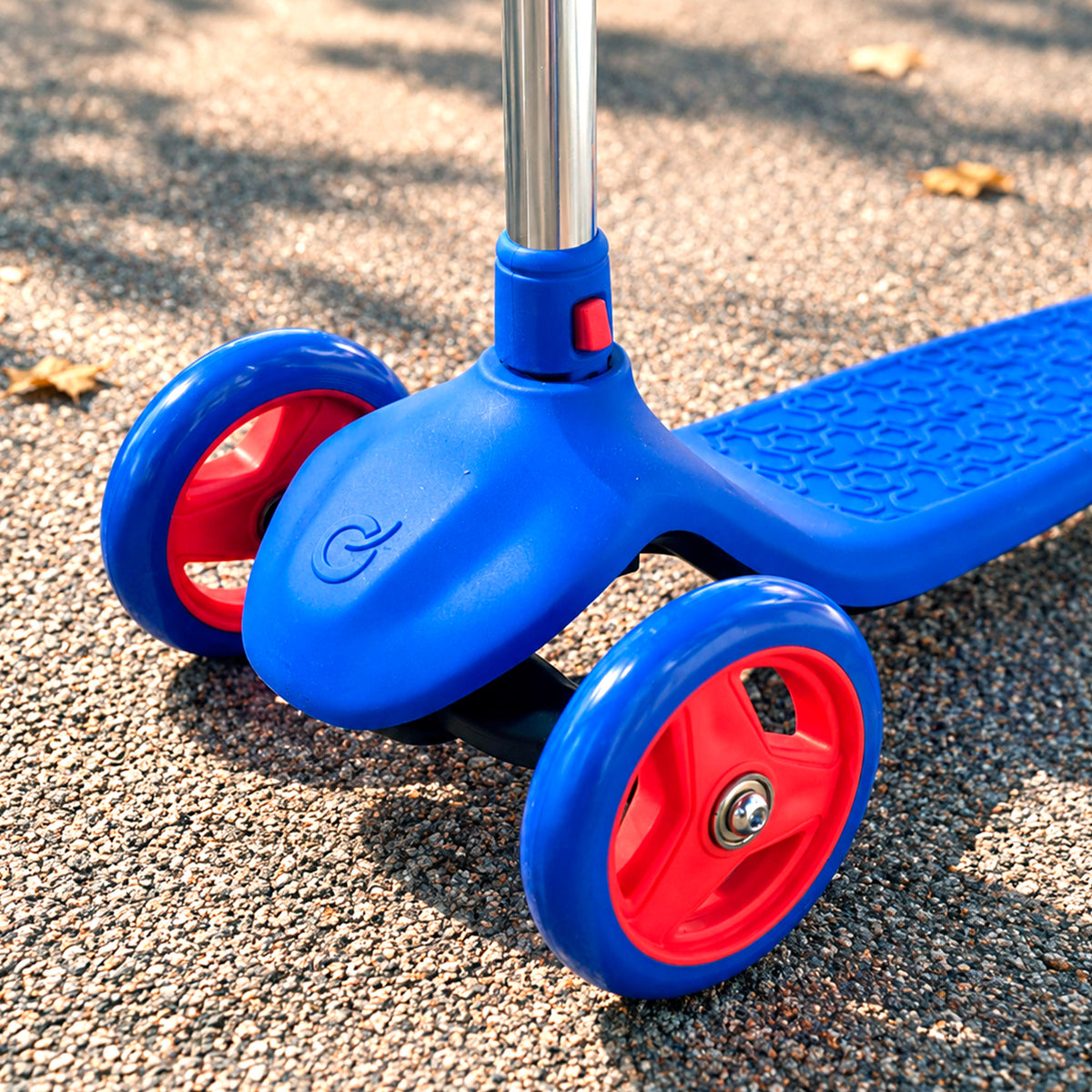 A Patrulha Pata Trotinete infantil de 3 rodas com bolhas e direção por inclinação
