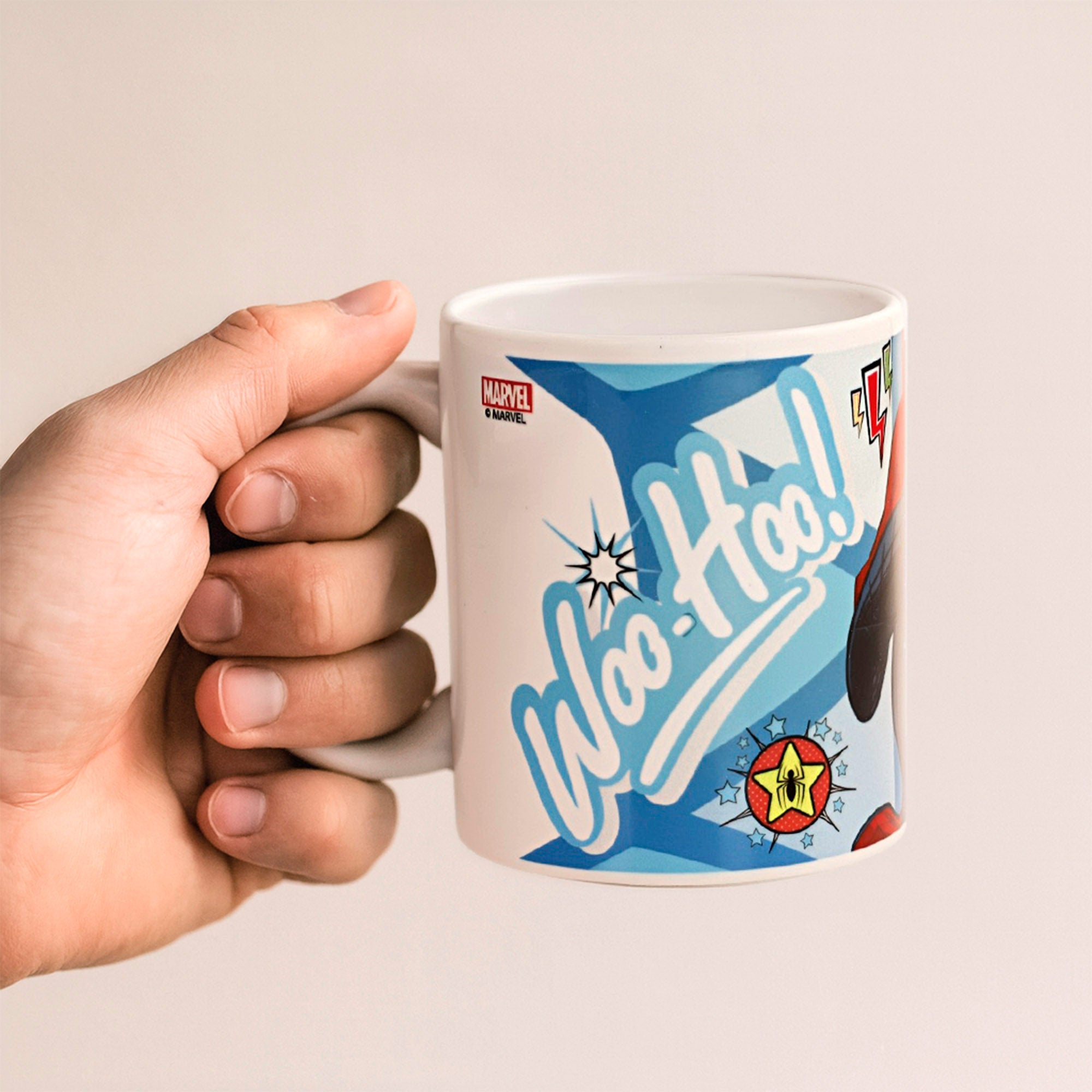 Caneca de cerâmica do Homem-Aranha