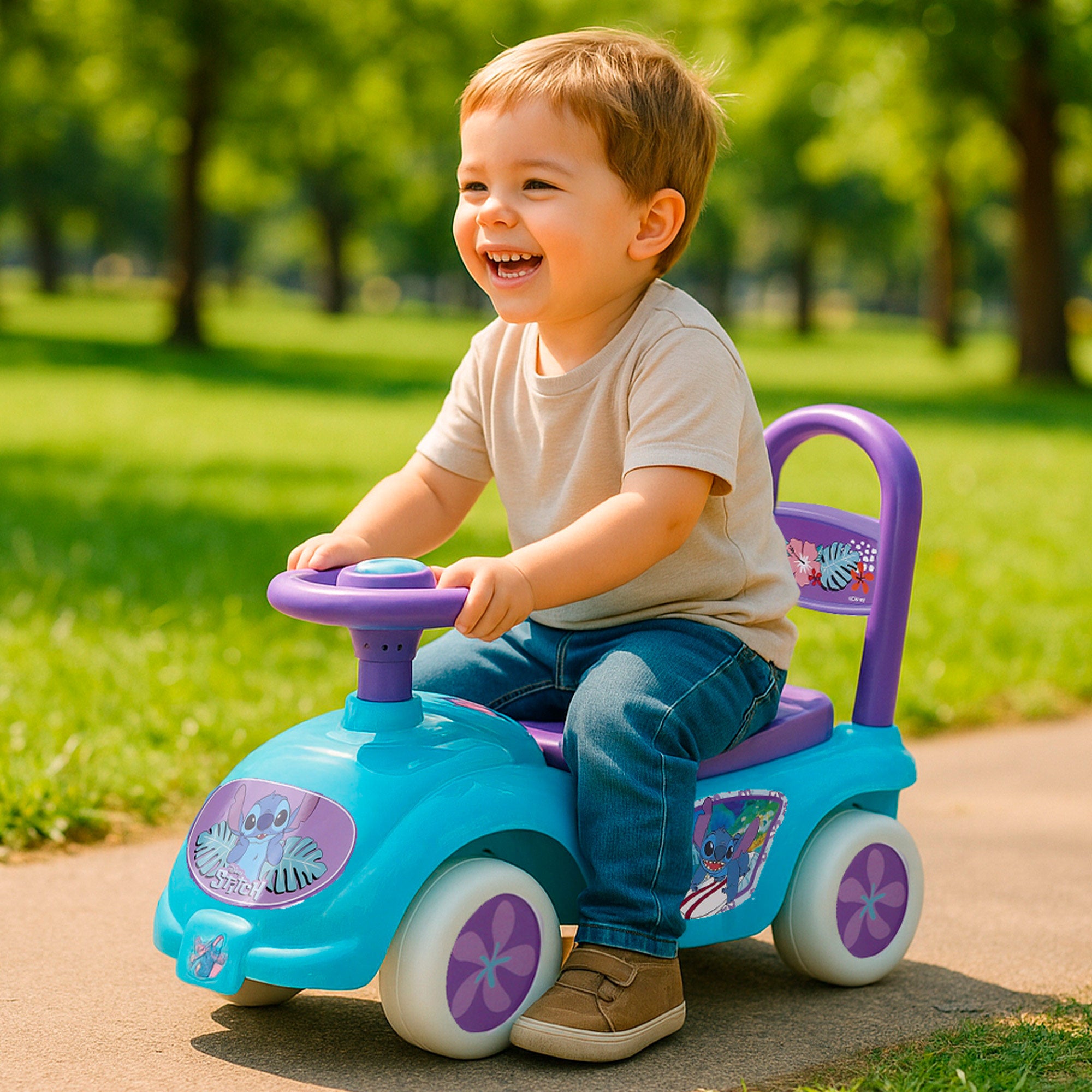 Brinquedo Stitch para montar com telefone, buzina e compartimento para guardar coisas.