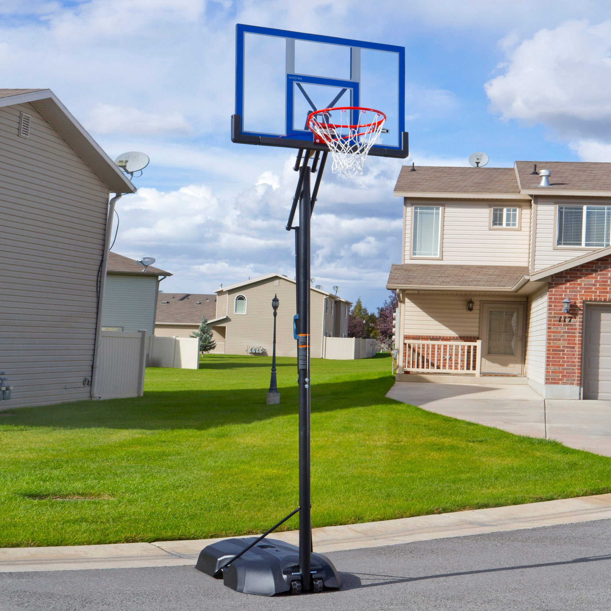 Cesta de basquetebol ultrarresistente para toda a vida útil, altura ajustável 244/305 cm, proteção UV100.