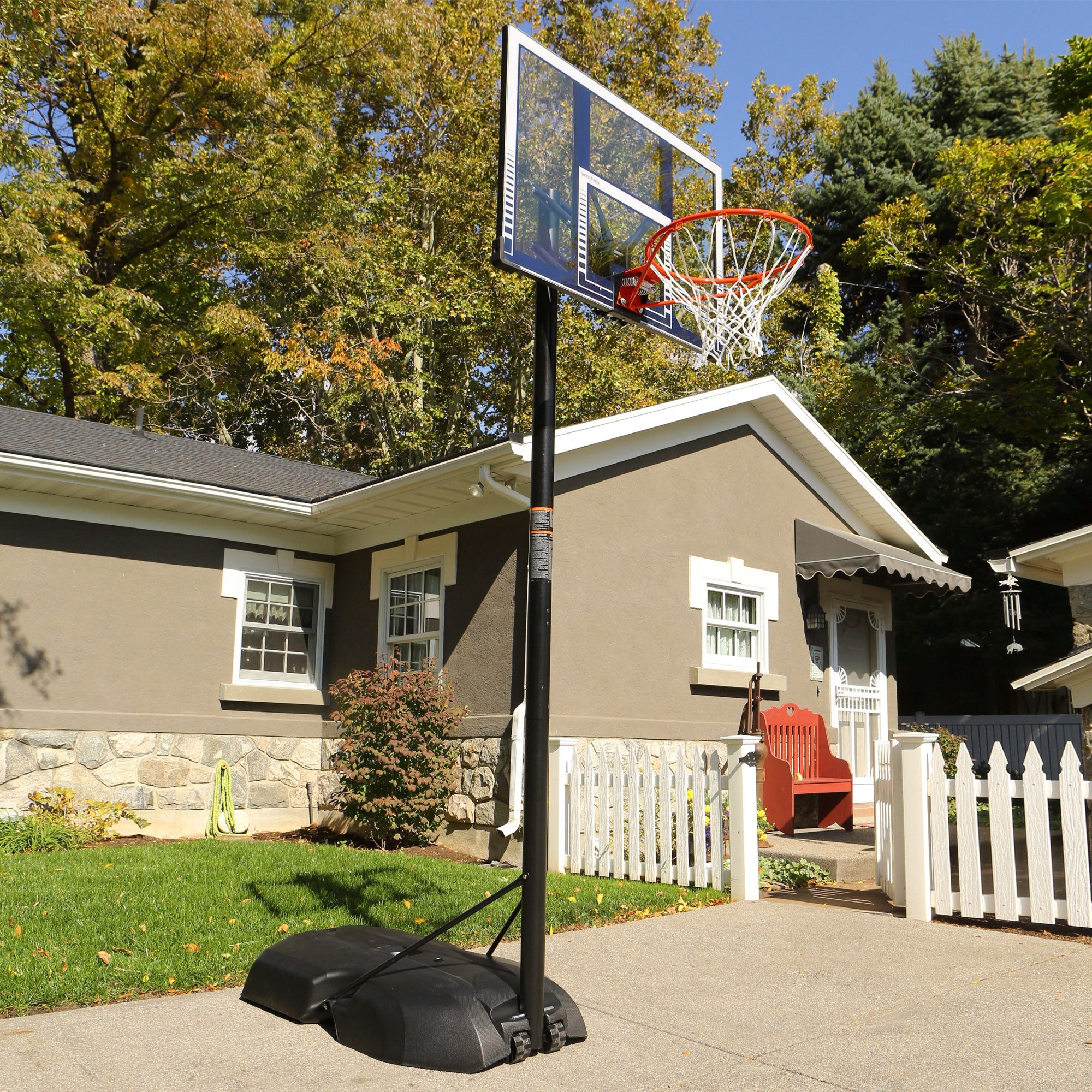 Cesto de basquetebol ultrarresistente LIFETIME, altura ajustável 244/305 cm, proteção UV100